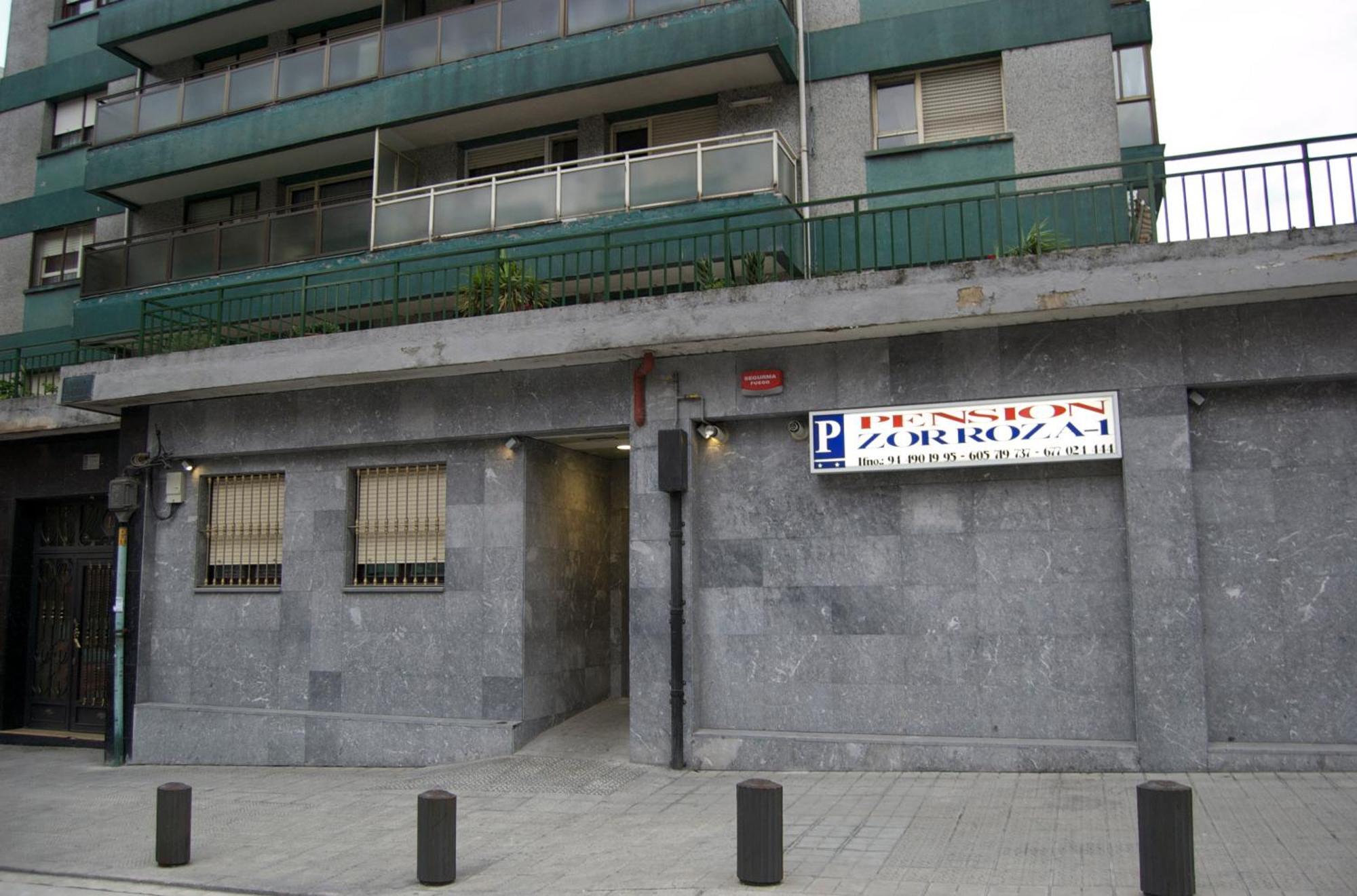 Pension Zorroza 1 Bilbao Eksteriør billede